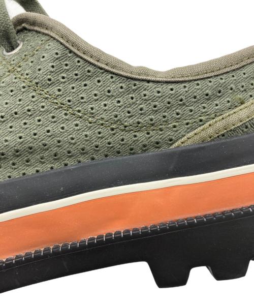 VALENTINO GARAVANI（ヴァレンティノ・ガラヴァーニ）VALENTINO GARAVANI (ヴァレンティノ・ガラヴァーニ) ローカットスニーカー　VUM967Y0 グリーン サイズ:43の古着・服飾アイテム