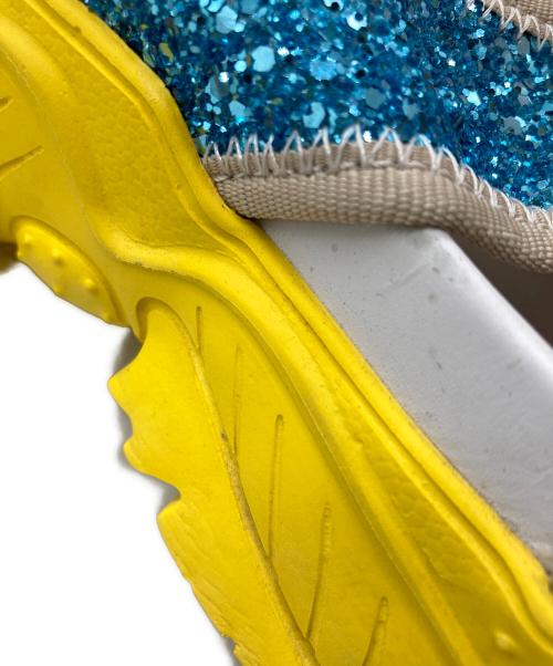 N°21（ヌメロヴェントゥーノ）N°21 (ヌメロヴェントゥーロ) グリッターサンダル　0062 ブルー×イエロー サイズ:37の古着・服飾アイテム