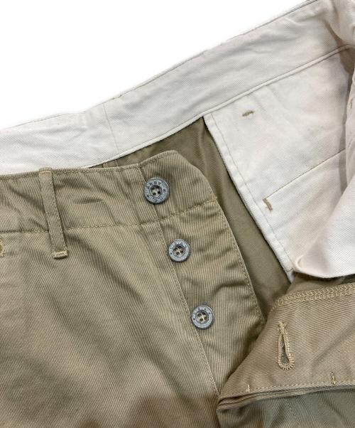 BUZZ RICKSON'S（バズリクソンズ）Buzz Rickson's (バズリクソンズ) EARLY MILITARY CHINOS 1942 MODEL　M43036 ベージュ サイズ:W36×L35の古着・服飾アイテム