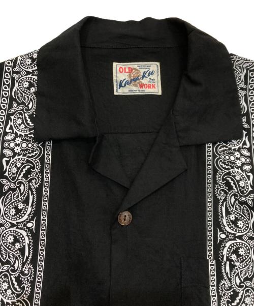 karaku（カラク）karaku (カラク) アロハシャツ ブラック×ホワイト サイズ:Mの古着・服飾アイテム