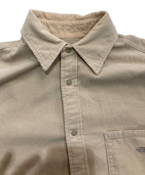 THE NORTHFACE PURPLELABEL（ザ・ノースフェイス パープルレーベル）THE NORTHFACE PURPLELABEL (ザ・ノースフェイス パープルレーベル) Organic Cotton Corduroy Big Shirt　NT3074N ベージュ サイズ:Sの古着・服飾アイテム