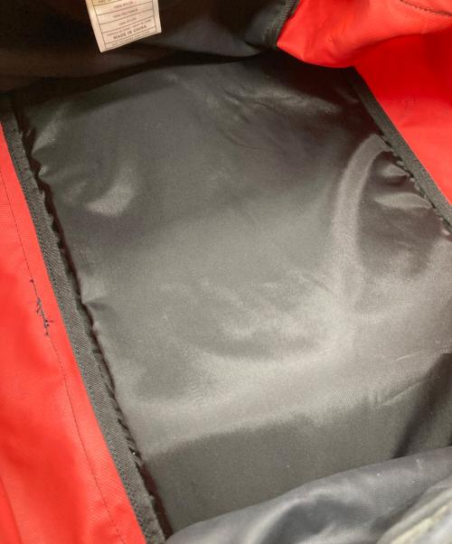 NIKE（ナイキ）NIKE (ナイキ) ボストンバッグ レッド×ブラックの古着・服飾アイテム