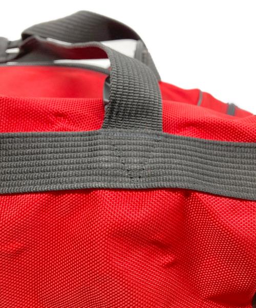 NIKE（ナイキ）NIKE (ナイキ) ボストンバッグ レッド×ブラックの古着・服飾アイテム