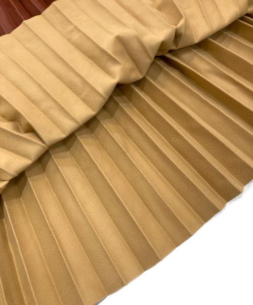 CLANE（クラネ）CLANE (クラネ) ACORDION PLEAT LEATHER SKIRT　19109-6171 ブラウン 未使用品の古着・服飾アイテム