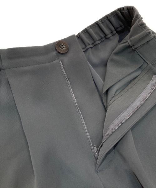 ENFOLD（エンフォルド）ENFOLD (エンフォルド) MANNISH ELASTIC-TROUSERS　300GS231 グレー サイズ:34の古着・服飾アイテム