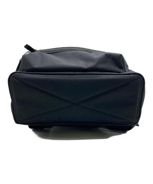 MARC JACOBS（マークジェイコブズ）MARC JACOBS (マークジェイコブス) THE BIKER NYLON MEDIUM　2F3HBP029H02 ブラック サイズ:-の古着・服飾アイテム