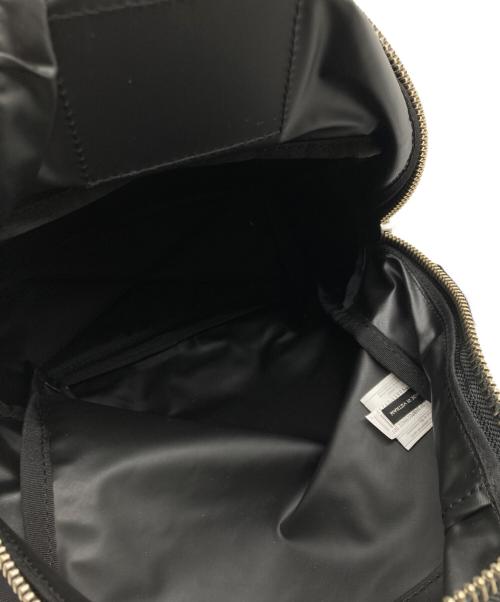 MARC JACOBS（マークジェイコブズ）MARC JACOBS (マークジェイコブス) THE BIKER NYLON MEDIUM　2F3HBP029H02 ブラック サイズ:-の古着・服飾アイテム