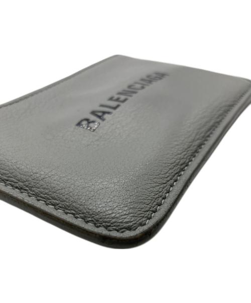 BALENCIAGA（バレンシアガ）BALENCIAGA (バレンシアガ) キーリング付きコインケース グレー サイズ:-の古着・服飾アイテム