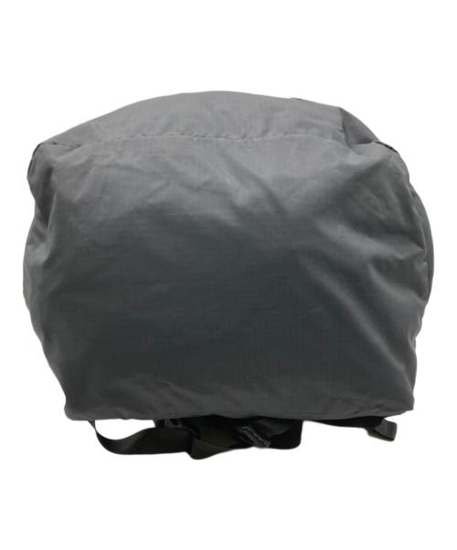 Patagonia（パタゴニア）Patagonia (パタゴニア) ウルトラライトブラックホールトートパック カーキの古着・服飾アイテム