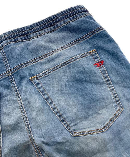 DIESEL（ディーゼル）DIESEL (ディーゼル) ハーフパンツ　2033D-KROOLEY-SHORT インディゴ サイズ:W38の古着・服飾アイテム