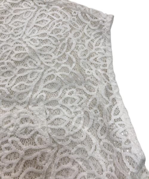 Noble（ノーブル）Noble (ノーブル) フラワーレーススリーブレスブラウス ホワイト サイズ:Freeの古着・服飾アイテム