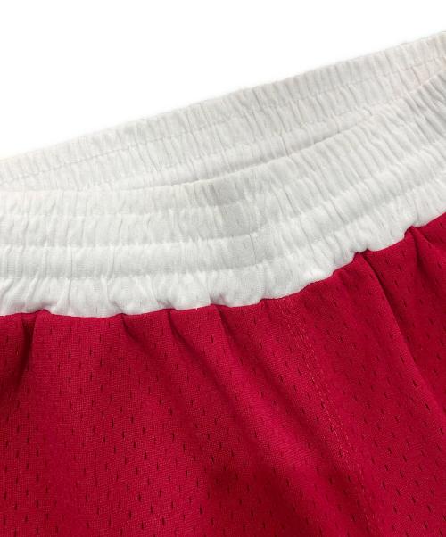 MITCHELL & NESS（ミッチェルアンドネス）MITCHELL & NESS (ミッチェルアンドネス) ハーフパンツ レッド サイズ:Mの古着・服飾アイテム