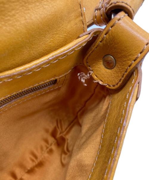 VALENTINO GARAVANI（ヴァレンティノ・ガラヴァーニ）VALENTINO GARAVANI (ヴァレンティノ・ガラヴァーニ) ワンショルダーバッグ ブラウンの古着・服飾アイテム