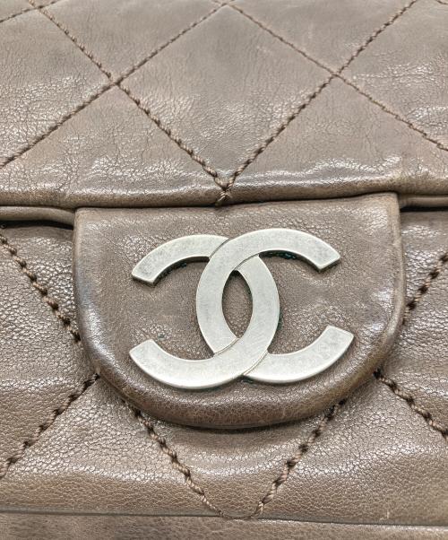 CHANEL（シャネル）CHANEL (シャネル) マトラッセチェーンバッグ ブラウンの古着・服飾アイテム