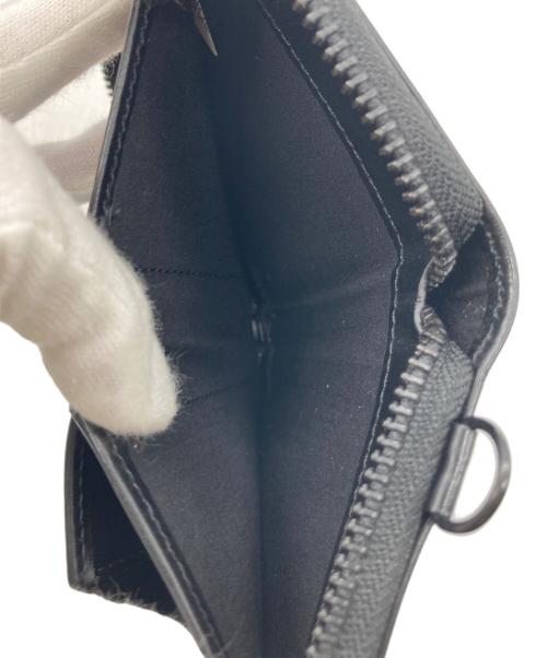 Hysteric Glamour（ヒステリックグラマー）Hysteric Glamour (ヒステリックグラマー) ロゴスタッズ ラウンドジップミニウォレット ブラックの古着・服飾アイテム