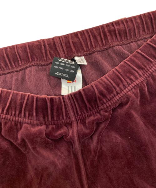 adidas（アディダス）adidas (アディダス) ベロアトラックパンツ ボルドー サイズ:Lの古着・服飾アイテム