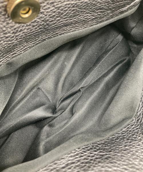 AULENTTI（オウレンティ）AULENTTI (オウレンティ) 3ルームスショルダー シルバーの古着・服飾アイテム