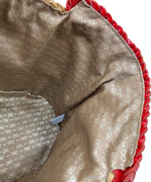 ANYA HINDMARCH（アニヤ・ハインドマーチ）ANYA HINDMARCH (アニヤハインドマーチ) カゴバッグ レッド×ベージュの古着・服飾アイテム