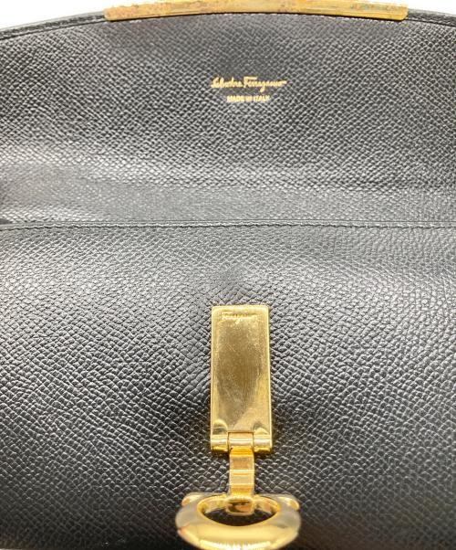 Salvatore Ferragamo（サルヴァトーレ フェラガモ）Salvatore Ferragamo (サルヴァトーレ フェラガモ) ガンチーニ金具長財布 ブラックの古着・服飾アイテム