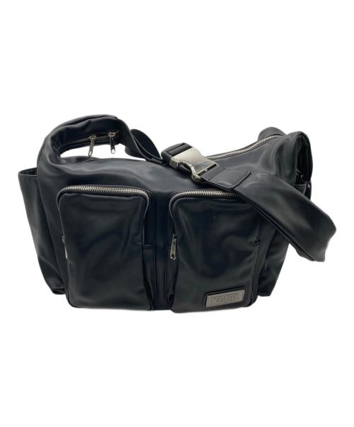 X-GIRL（エックスガール）X-girl (エックスガール) FAUX LEATHER MESSENGER BAG ブラックの古着・服飾アイテム