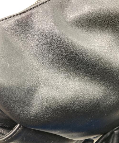 X-GIRL（エックスガール）X-girl (エックスガール) FAUX LEATHER MESSENGER BAG ブラックの古着・服飾アイテム