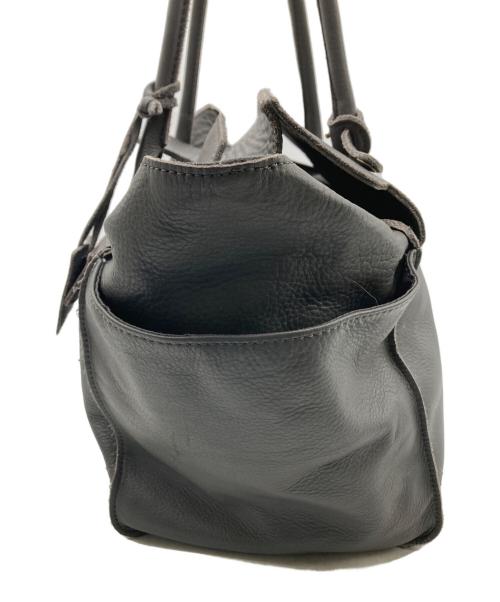 Scrap Book（スクラップブック）SCRAP BOOK (スクラップブック) POMTATA (ポンタタ) レザートートバッグ グレーの古着・服飾アイテム