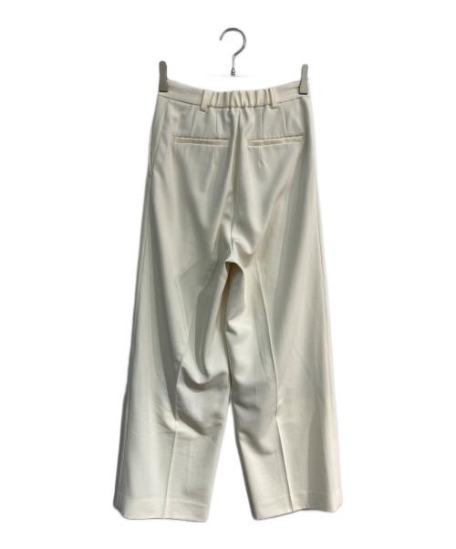Demi-Luxe Beams（デミルクス ビームス）Demi-Luxe BEAMS (デミルクス ビームス) ソフト ドレープ タックパンツ アイボリー サイズ:36の古着・服飾アイテム