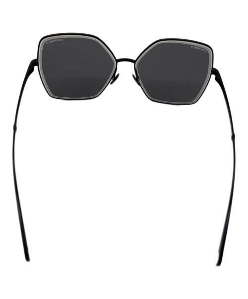 CHANEL（シャネル）CHANEL (シャネル) バタフライシェイプサングラス ブラック サイズ:SIZE 59□14の古着・服飾アイテム