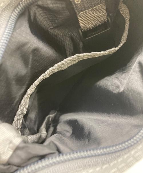 BRIEFING（ブリーフィング）BRIEFING (ブリーフィング) ミニショルダーバッグ グレーの古着・服飾アイテム