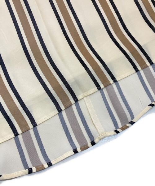 GRACE CLASS（グレースクラス）GRACE CLASS (グレースクラス) ストライプノースリーブブラウス　38348051 ベージュ サイズ:36の古着・服飾アイテム