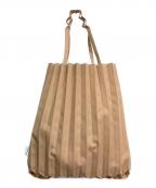 me ISSEY MIYAKEミーイッセイ ミヤケ）の古着「TRUNK PLEATS BAG」｜ブラウン