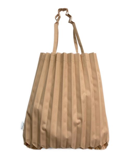me ISSEY MIYAKE（ミーイッセイ ミヤケ）me ISSEY MIYAKE (ミーイッセイ ミヤケ) TRUNK PLEATS BAG ブラウンの古着・服飾アイテム