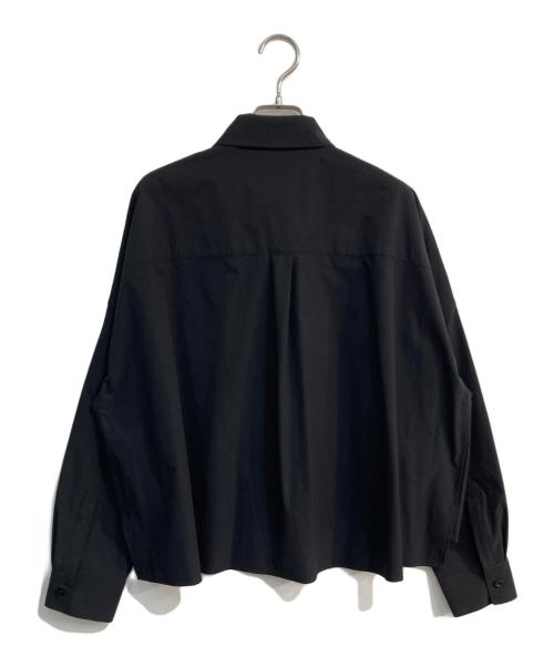 ANNE COQUINE（アンコキーヌ）Anne Coquine (アンコキーヌ) ナイロンクロップドシャツ ブラック サイズ:M 未使用品の古着・服飾アイテム