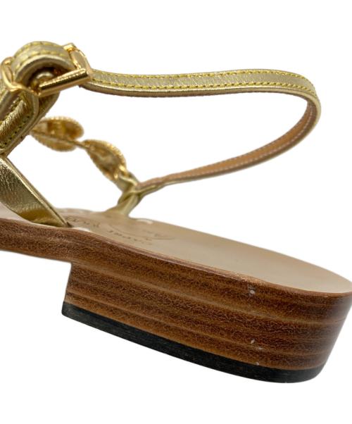 amedeo canfora（アメデオカンファー）AMEDEO CANFORA (アメデオカンファー) FRIDA SANDALS ゴールド サイズ:US6の古着・服飾アイテム