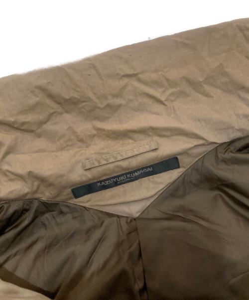 KAZUYUKI KUMAGAI ATTACHMENT（カズユキクマガイ アタッチメント）KAZUYUKI KUMAGAI ATTACHMENT (カズユキクマガイ アタッチメント) タイプライターレザータ加工 ダウンベスト　KD42-050 ブラウン サイズ:3の古着・服飾アイテム