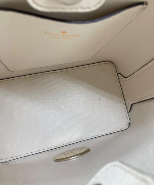 Kate Spade（ケイトスペード）Kate Spade (ケイトスペード) ダーシー スモール バケット ベージュの古着・服飾アイテム