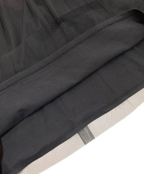 UNTITLED（アンタイトル）UNTITLED (アンタイトル) エアリーチュールカットソー ブラック サイズ:4 未使用品の古着・服飾アイテム