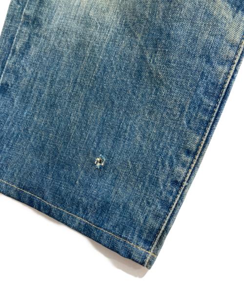 LEVI'S（リーバイス）LEVI'S (リーバイス) デニムパンツ　90‘S BIGE ボタン裏J22 赤耳 復刻　701SXX インディゴ サイズ:W32の古着・服飾アイテム