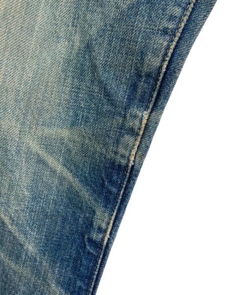 LEVI'S（リーバイス）LEVI'S (リーバイス) デニムパンツ　90‘S BIGE ボタン裏J22 赤耳 復刻　701SXX インディゴ サイズ:W32の古着・服飾アイテム