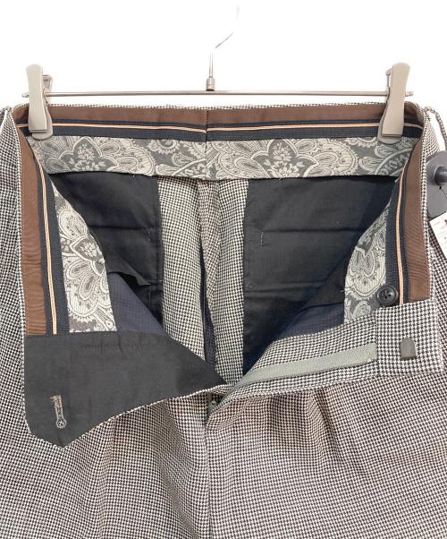 TOMORROW LAND（トゥモローランド）TOMORROW LAND (トゥモローランド) 2PLYウール 1プリーツ1ダーツパンツ グレー サイズ:Sの古着・服飾アイテム