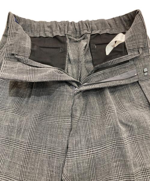 Pilgrim（ピルグリム）Pilgrim (ピルグリム) ウールコットンリネン バックシャーリングパンツ　61-04-22-04003 グレー サイズ:XSの古着・服飾アイテム