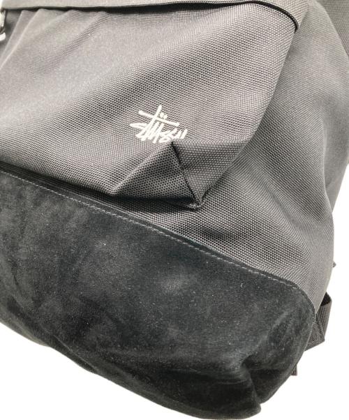 stussy（ステューシー）stussy (ステューシー) 切り替えバックパック ブラックの古着・服飾アイテム
