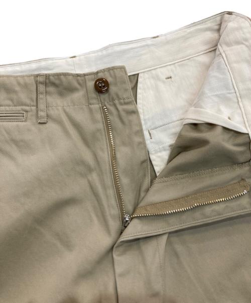 BLUE BLUE（ブルーブルー）BLUE BLUE (ブルーブルー) 3PLY チノ ミリタリートラウザーズ　1007704 ベージュ サイズ:4の古着・服飾アイテム