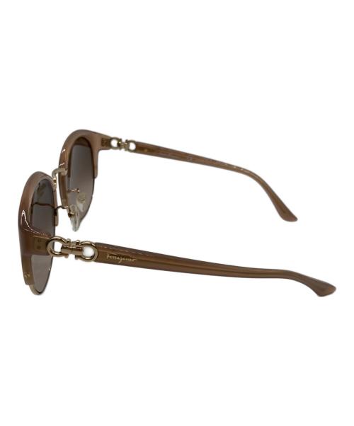 Salvatore Ferragamo（サルヴァトーレ フェラガモ）Salvatore Ferragamo (サルヴァトーレ フェラガモ) ガンチーニサングラス　SF902SK ブラウン サイズ:56□23-130の古着・服飾アイテム