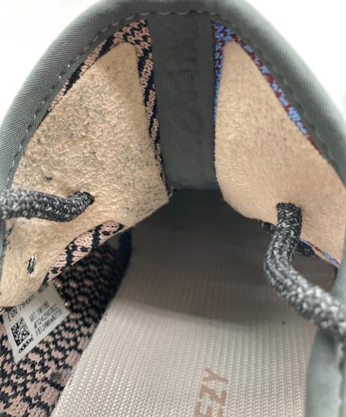 adidas（アディダス）adidas (アディダス) YEEZY BOOST 350 V2 グレー サイズ:28cmの古着・服飾アイテム