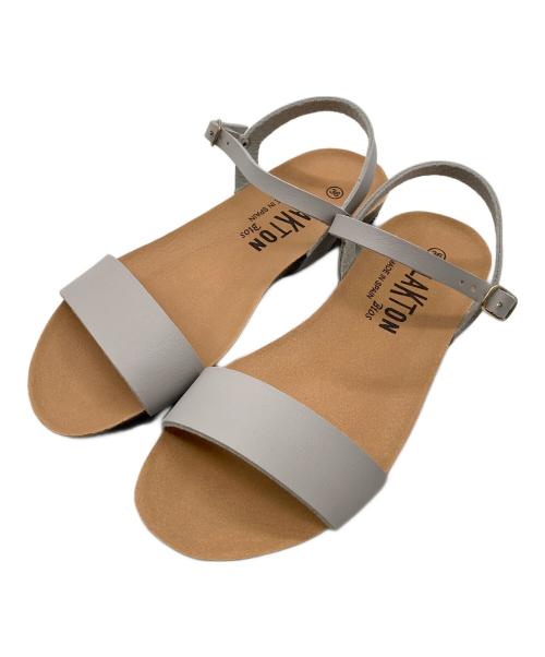 plakton（プラクトン）PLAKTON (プラクトン) フラットアンクルストラップサンダル グレー サイズ:36の古着・服飾アイテム