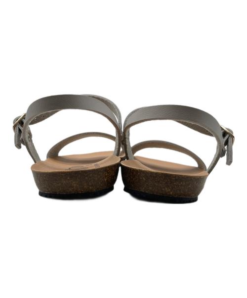 plakton（プラクトン）PLAKTON (プラクトン) フラットアンクルストラップサンダル グレー サイズ:36の古着・服飾アイテム