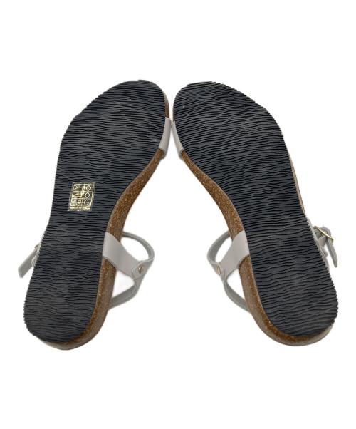 plakton（プラクトン）PLAKTON (プラクトン) フラットアンクルストラップサンダル グレー サイズ:36の古着・服飾アイテム