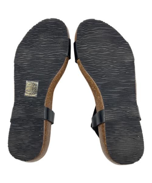 plakton（プラクトン）PLAKTON (プラクトン) フラットアンクルストラップサンダル ブラック サイズ:36の古着・服飾アイテム