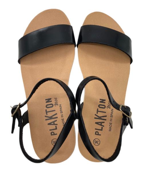 plakton（プラクトン）PLAKTON (プラクトン) フラットアンクルストラップサンダル ブラック サイズ:36の古着・服飾アイテム